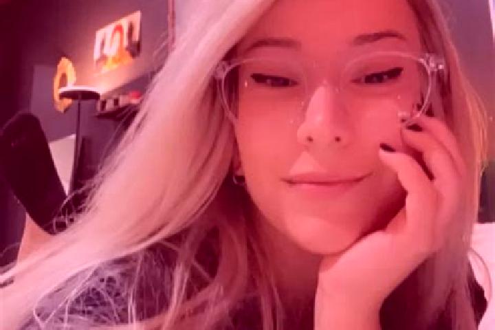 Violet, 25, a blonde grey-eyed asian companion based in Melleran. Offering Dinner Date, CIM, Fetish, Deep French Kissing. Available for incall and outcall, o...