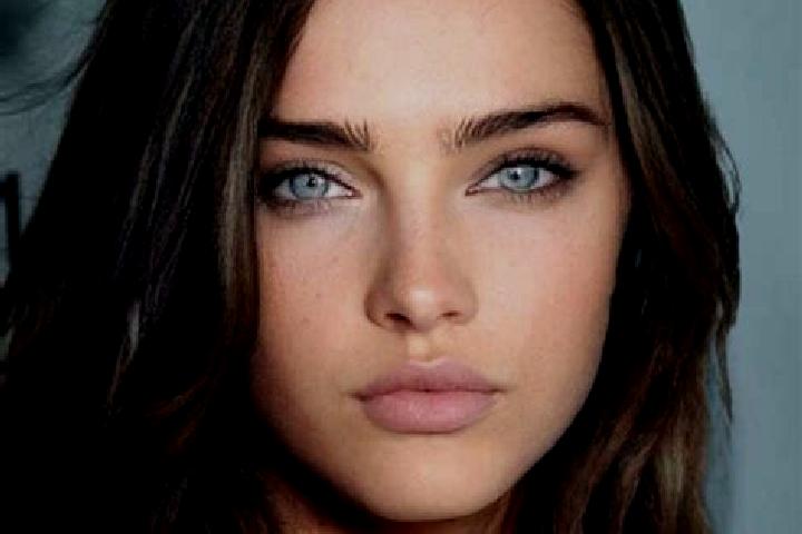 Violet, 25, a brunette green-eyed caribbean companion based in Bolland. Offering GFE, A-Level, OWO, Duos, Deep French Kissing. Available for incall and outca...