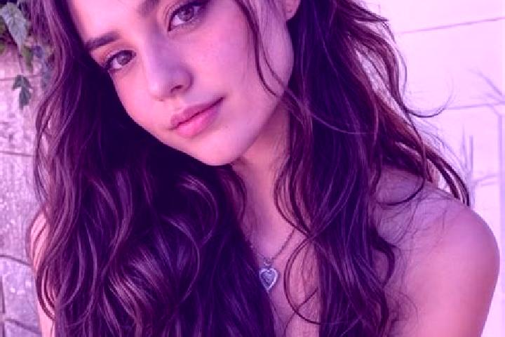 Violet, 25, a brunette hazel-eyed caucasian companion based in Sidi Ben Nour. Offering Erotic Massage, Striptease, A-Level, GFE. Available for incall and out...