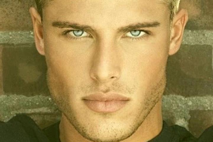Violet, 25, a dark blonde grey-eyed caucasian companion based in Sal sk. Offering A-Level, Party Girl, OWO, Domination, 69. Available for incall and outcall,...