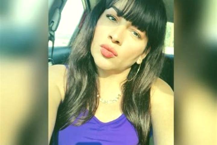 Violet, 25 — Escort in Flaca, Spain