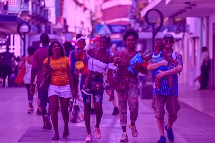 Violet, 25 — Escort in Santa Cruz del Norte, Cuba