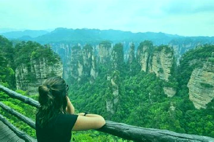 Violet, 25 — Escort in Zhangjiajie, China