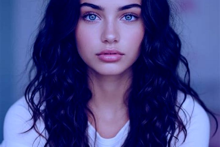 Violet, 26, a auburn amber-eyed mediterranean companion based in Saint-Pie. Offering Travel Companion, Dinner Date, Girlfriend Experience. Available for inca...