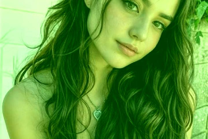 Violet, 26, a auburn hazel-eyed middle eastern companion based in Fairview-Ferndale. Offering Roleplay, Couples, Girlfriend Experience, Striptease, GFE. Avai...