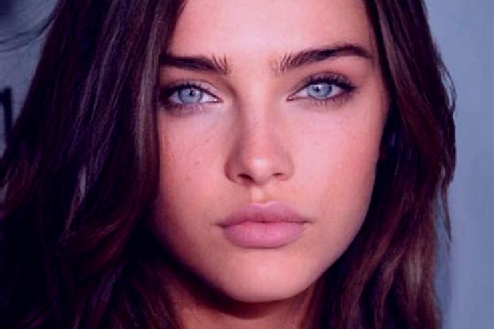 Violet, 26, a brunette blue-eyed indian companion based in Bajio de San Jose. Offering Travel Companion, Prostate Massage, GFE. Available for incall and outc...