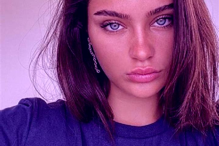Violet, 26, a brunette dark-eyed ebony companion based in Zekharya. Offering Massage, Deep French Kissing, CIM, A-Level. Available for incall and outcall, da...