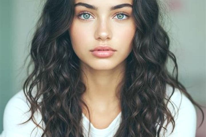 Violet, 26, a brunette grey-eyed mediterranean companion based in Ciodeng. Offering Couples, Girlfriend Experience, Roleplay, Domination, Party Girl. Availab...