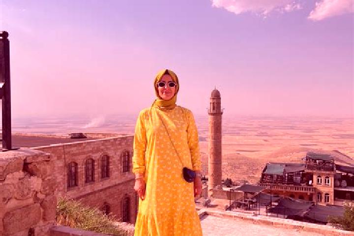 Violet, 26 — Escort in Alanyurt, Turkey