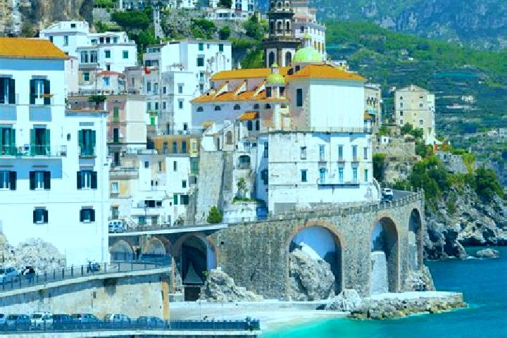 Violet, 26 — Escort in Barbona, Italy
