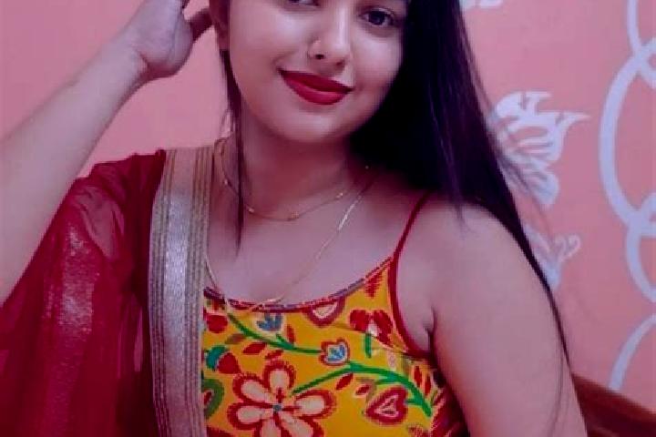 Violet, 26 — Escort in Bhiwani, India