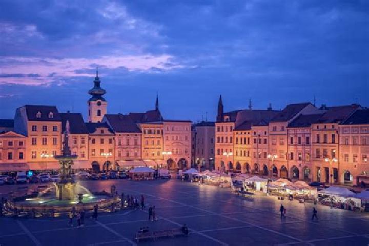 Violet, 26 — Escort in Ceske Budejovice, Czech Republic