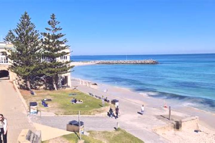 Violet, 26 — Escort in Cottesloe, Australia