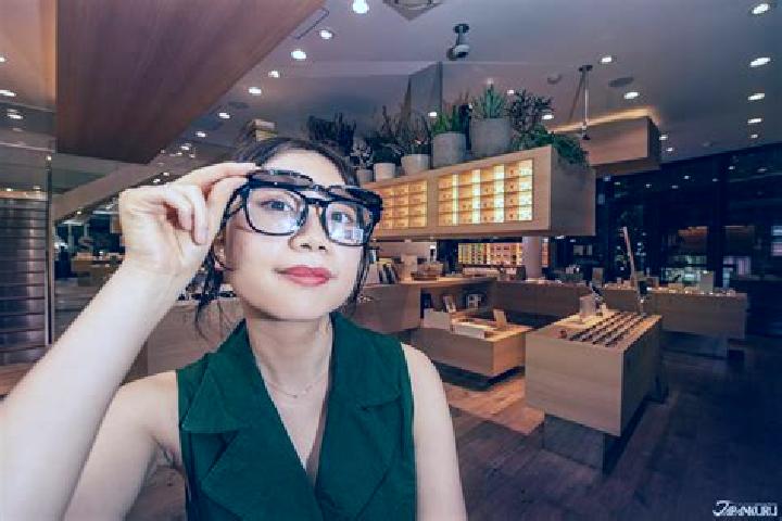 Violet, 26 — Escort in Hongshi, China