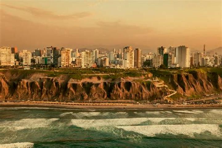 Violet, 26 — Escort in Nuevo Horizonte, Peru