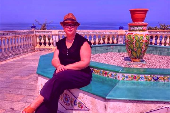 Violet, 26 — Escort in Santo Stefano di Camastra, Italy