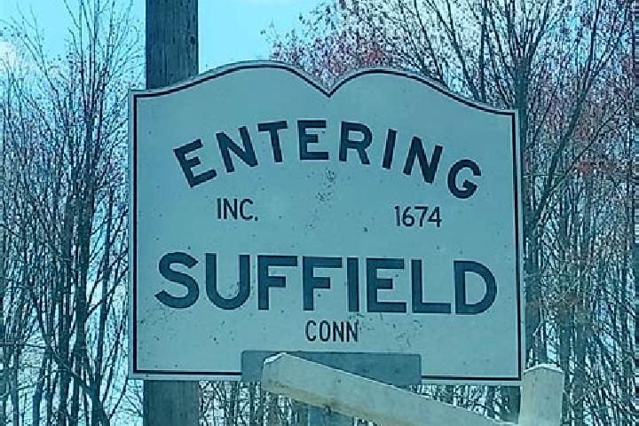 Violet, 26 — Escort in Suffield Depot, United States
