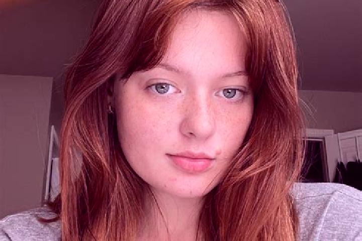 Violet, 27, a auburn amber-eyed european companion based in Chocope. Offering Prostate Massage, Duos, Girlfriend Experience, BDSM. Available for incall and o...