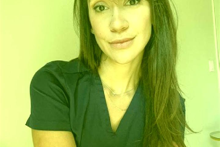 Violet, 27, a brunette dark-eyed indian companion based in Fresno de Rodilla. Offering Massage, Fetish, Party Girl, Girlfriend Experience. Available for inca...