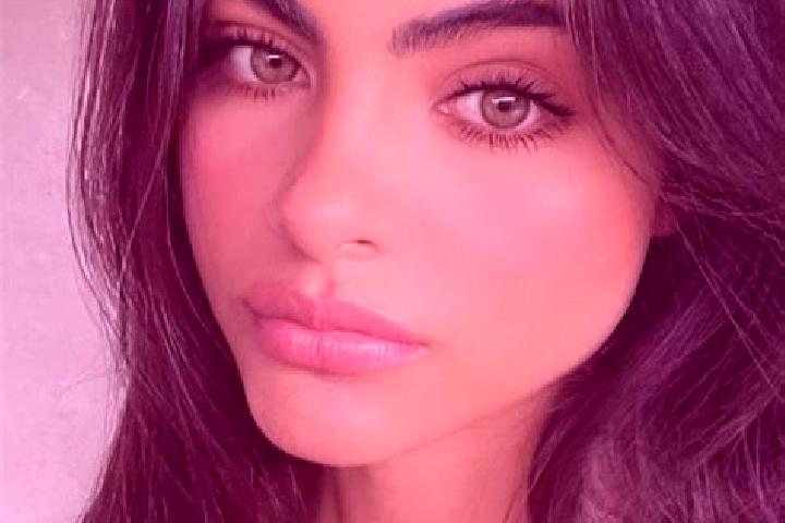 Violet, 27, a brunette dark-eyed indian companion based in Lopatinec. Offering A-Level, Deep French Kissing. Available for incall and outcall, overnight book...