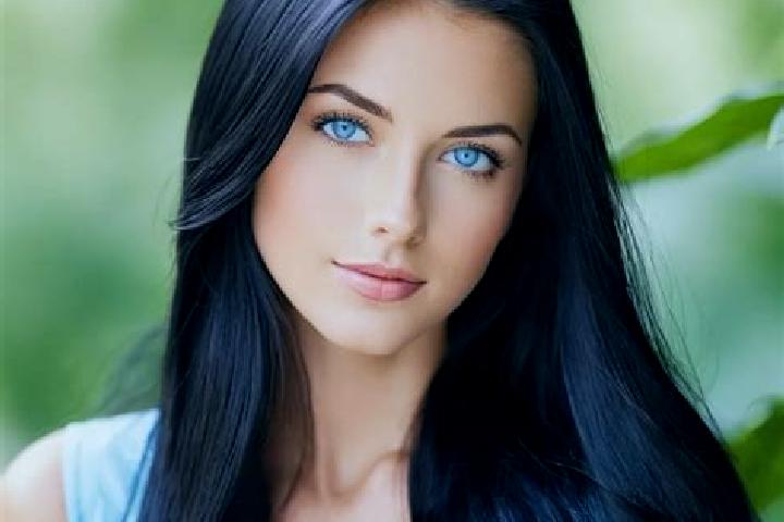 Violet, 27, a chestnut blue-eyed mediterranean companion based in Gouramba. Offering Deep French Kissing, OWO, Duos, Roleplay. Available for incall and outca...