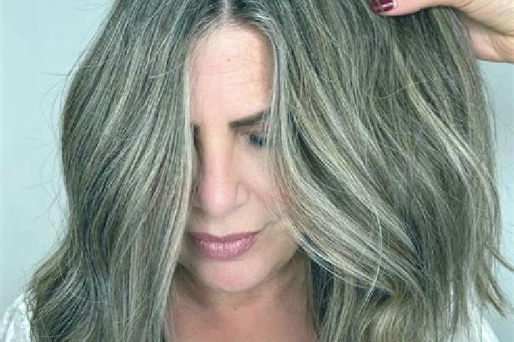 Violet, 27, a dark blonde grey-eyed middle eastern companion based in Broadstone. Offering Overnight, Tantra, Striptease, GFE, BDSM. Available for incall and...