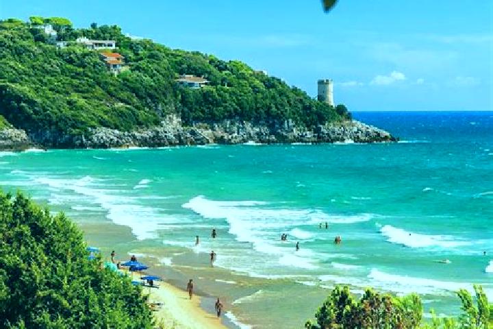 Violet, 27 — Escort in Focene, Italy