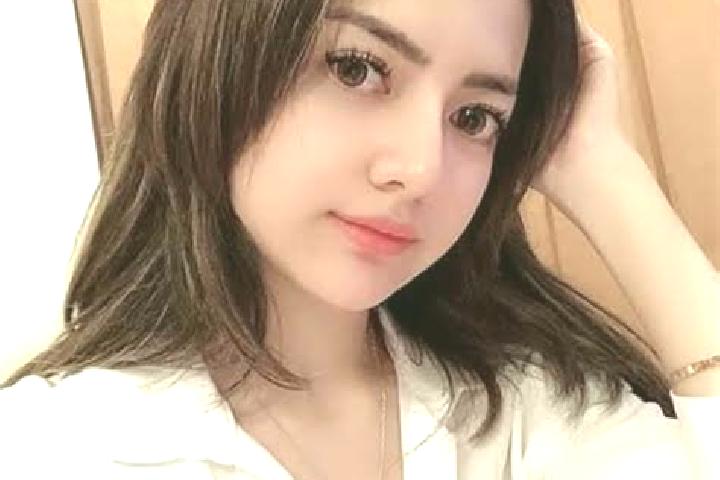Violet, 27 — Escort in Gendiwu, Indonesia