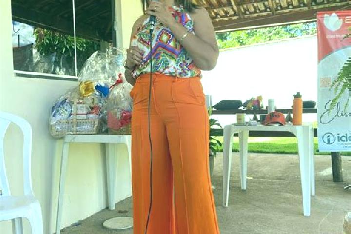 Violet, 27 — Escort in Josenopolis, Brazil