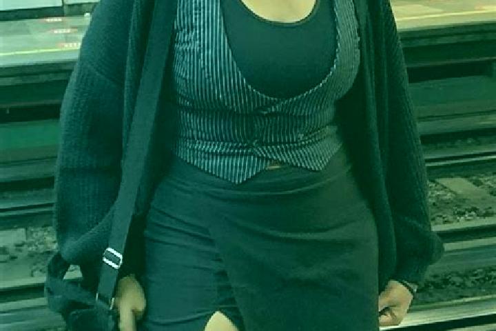 Violet, 27 — Escort in Oiejdea, Romania