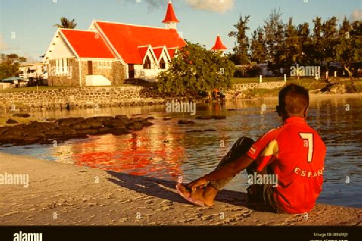 Violet, 27 — Escort in Riviere du Rempart, Mauritius