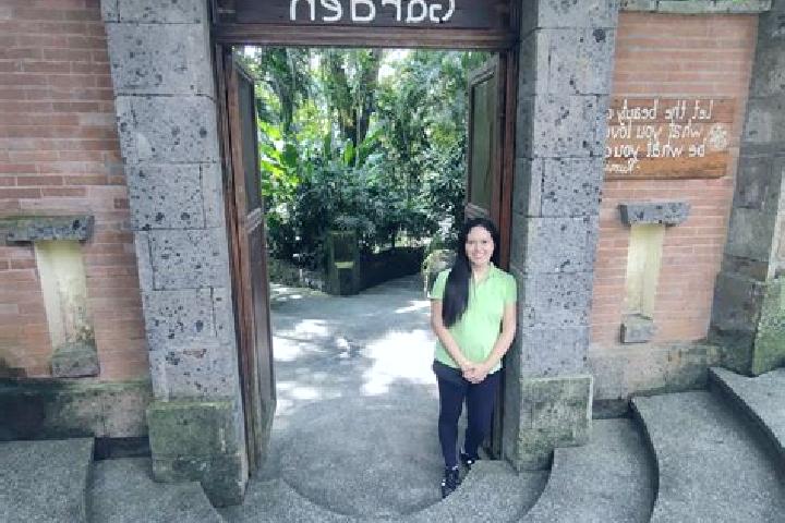 Violet, 27 — Escort in San Benito, Philippines