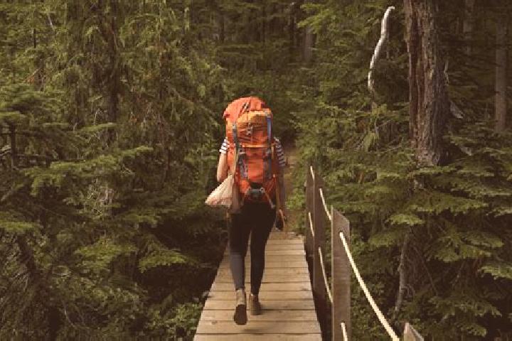 Violet, 27 — Escort in Strathcona Park, Canada