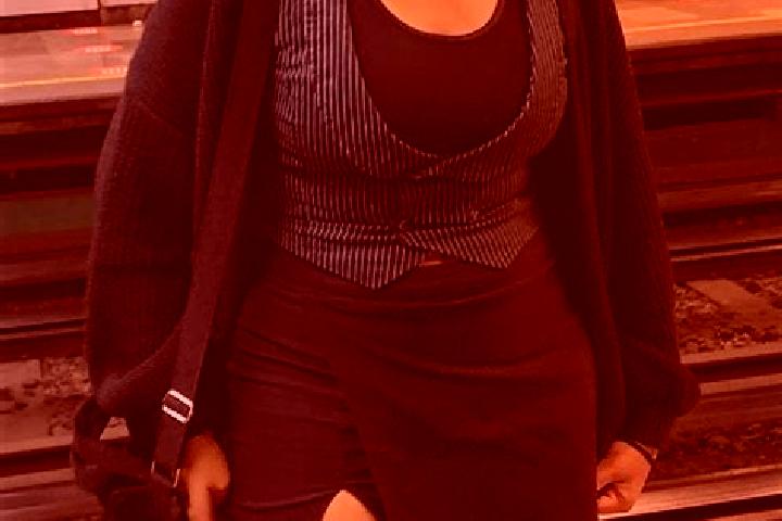 Violet, 27 — Escort in Sudugunu, Turkey