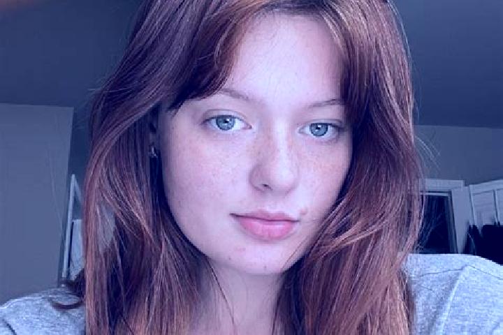 Violet, 28, a auburn blue-eyed asian companion based in Santo Stefano in Aspromonte. Offering A-Level, Couples, BDSM. Available for incall and outcall, day a...