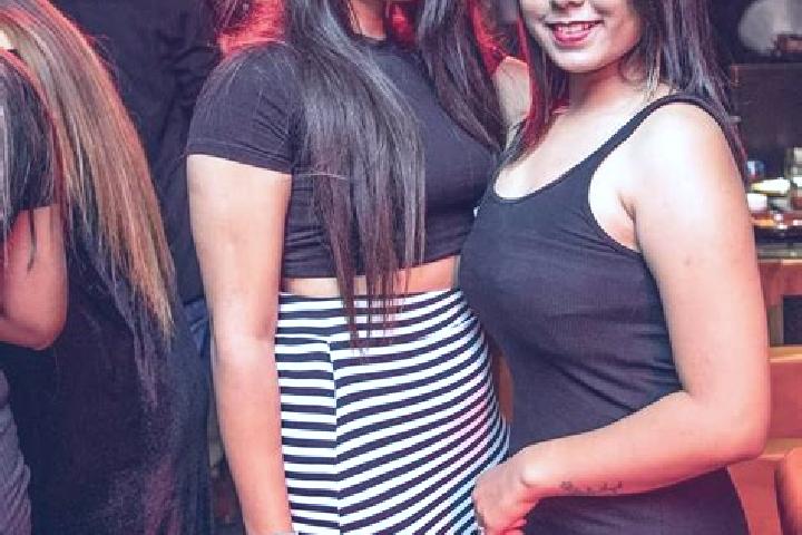 Violet, 28, a auburn blue-eyed indian companion based in Mexy. Offering Party Girl, Duos, Domination, 69, OWO. Available for incall and outcall, overnight bo...