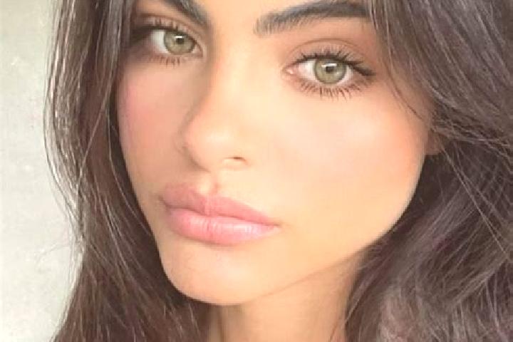 Violet, 28, a black green-eyed indian companion based in Townsend. Offering BDSM, Prostate Massage, Striptease. Available for incall and outcall, day and eve...