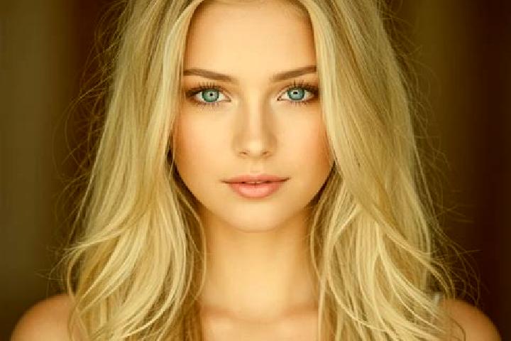 Violet, 28, a blonde dark-eyed mixed companion based in Algard. Offering 69, BDSM. Available for incall and outcall, overnight bookings available.