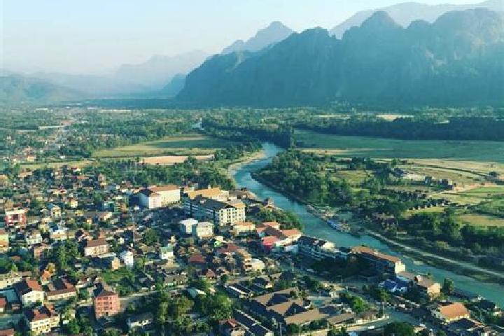 Violet, 28 — Escort in Ban Siphom, Laos