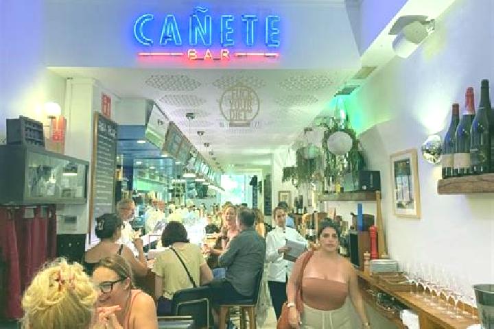 Violet, 28 — Escort in Canete, Spain