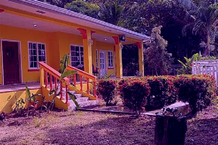 Violet, 28 — Escort in Guajiquiro, Honduras