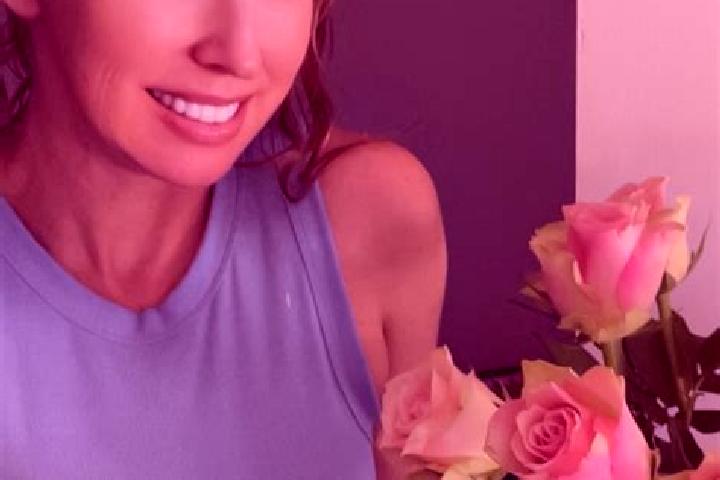 Violet, 28 — Escort in Mount Lewis, Australia