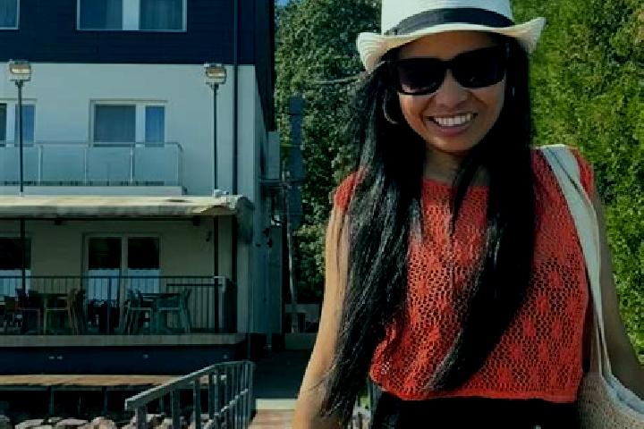 Violet, 28 — Escort in Rosel, France