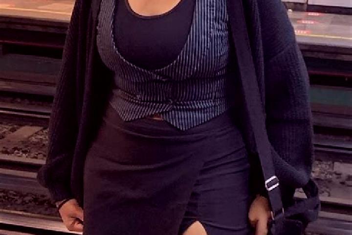 Violet, 28 — Escort in Sapernoye, Russia