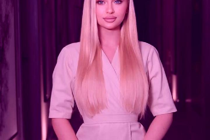 Violet, 29, a auburn amber-eyed european companion based in Chertkovo. Offering Roleplay, Prostate Massage, Striptease, Tantra, Erotic Massage. Available for...