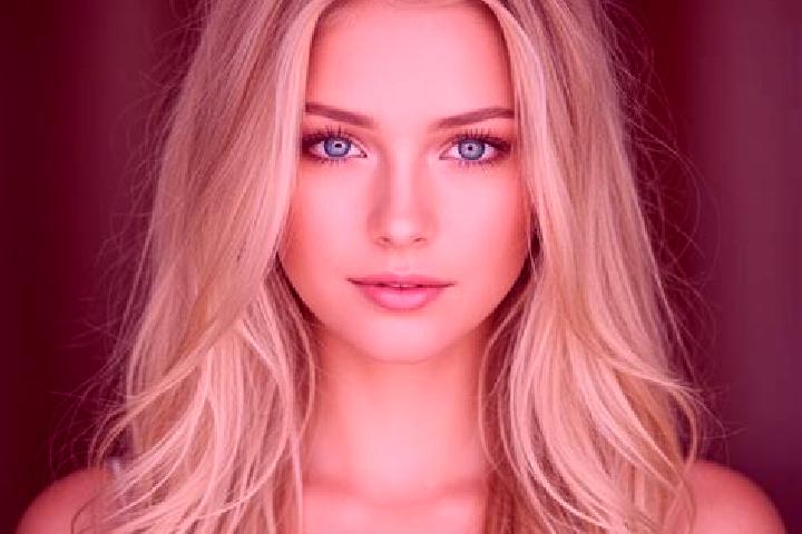Violet, 29, a blonde dark-eyed mixed companion based in Arvoredo. Offering Dinner Date, Couples, OWO. Available for incall and outcall, day and evening dates.