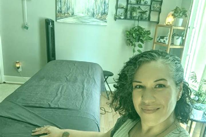 Violet, 29, a chestnut amber-eyed latina companion based in Upper Town. Offering Overnight, Domination, A-Level, Erotic Massage. Available for incall and out...