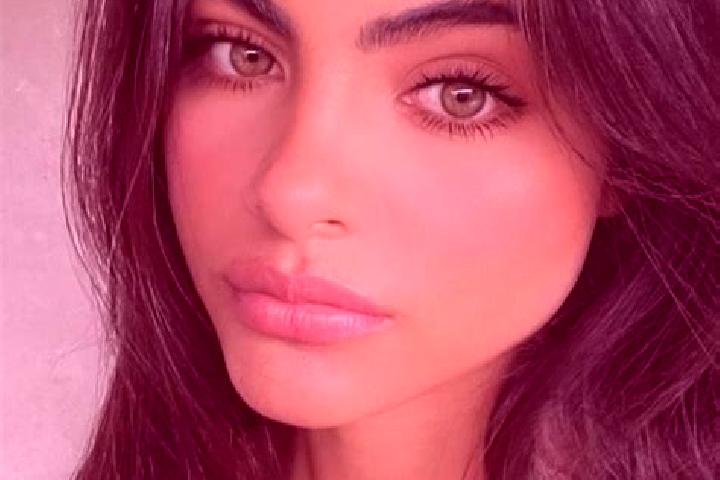 Violet, 29, a chestnut dark-eyed indian companion based in Watts Mills. Offering Girlfriend Experience, Overnight, Domination, Fetish. Available for incall a...