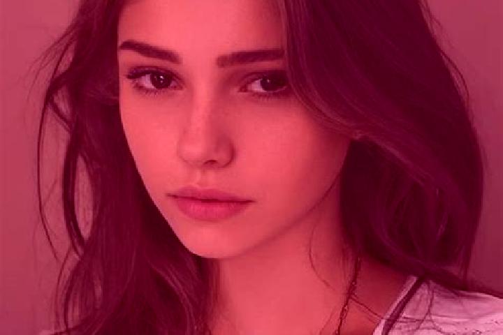 Violet, 29, a chestnut grey-eyed slavic companion based in Xutun. Offering Dinner Date, A-Level, Tantra. Available for incall and outcall, overnight bookings...