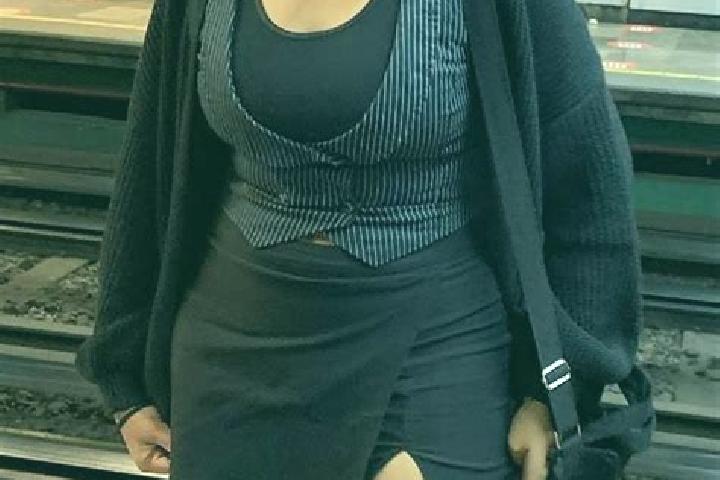Violet, 29 — Escort in Alabayir, Turkey